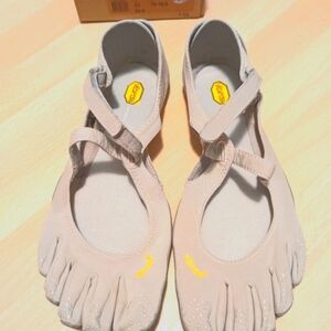 Vibram Grey FiveFingers V-Soul SHOES